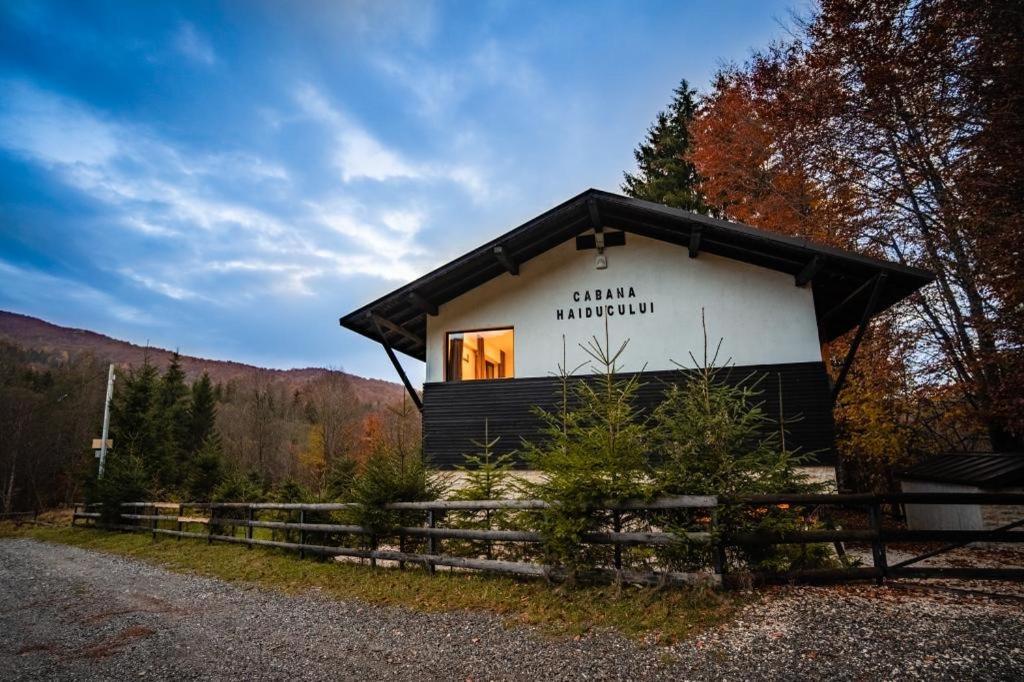 Cabana Haiducului Teşila Exterior foto